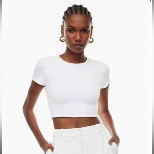 Aritzia Contour Crop Top